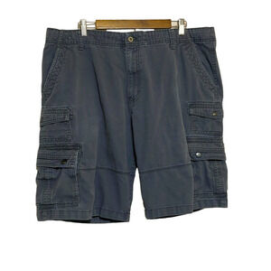 MEN’S GRAY CARGO SHORTS SZ 40